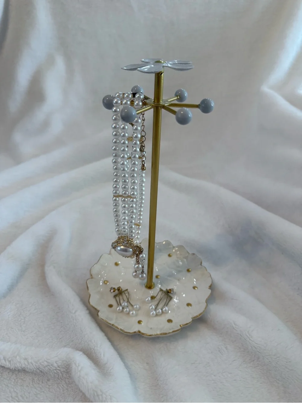 Ceramic and Gold Metal Jewelry Stand